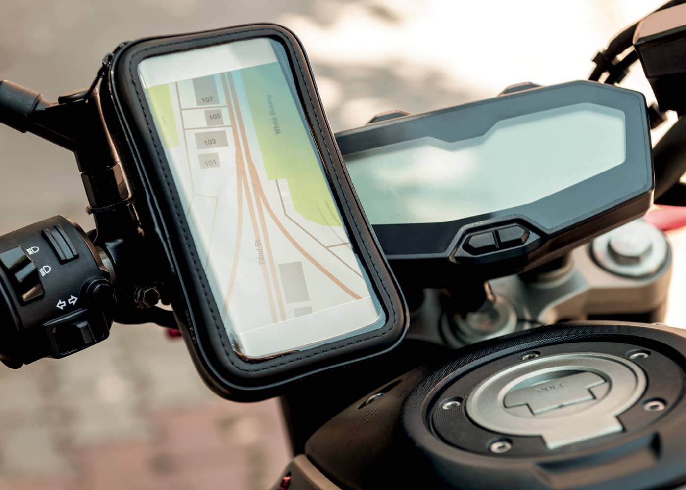 motorcycle GPS smartphone