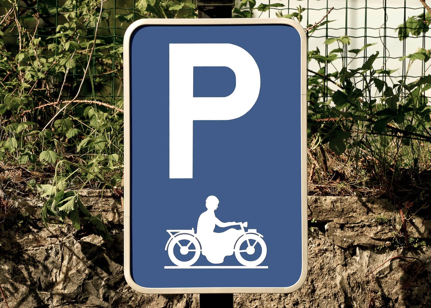 motor parkeren verkeersbord