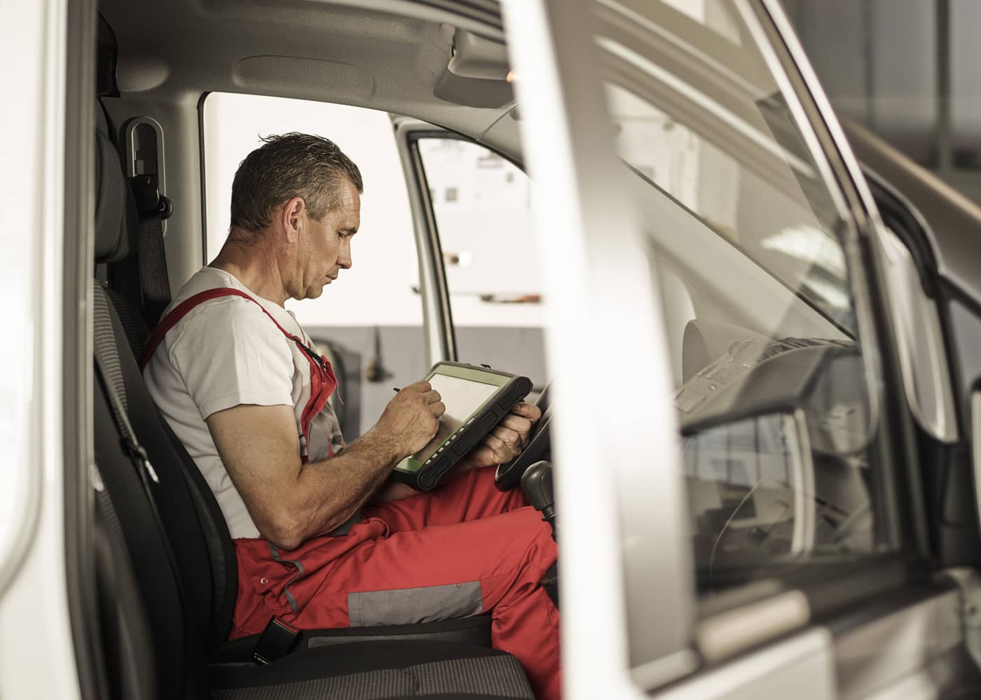 examinateur contrôle technique camionette