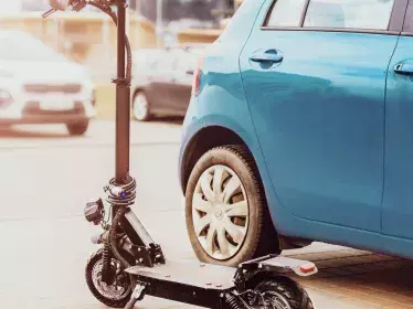 vloeiende en flexibile mobiliteit elektrische step auto